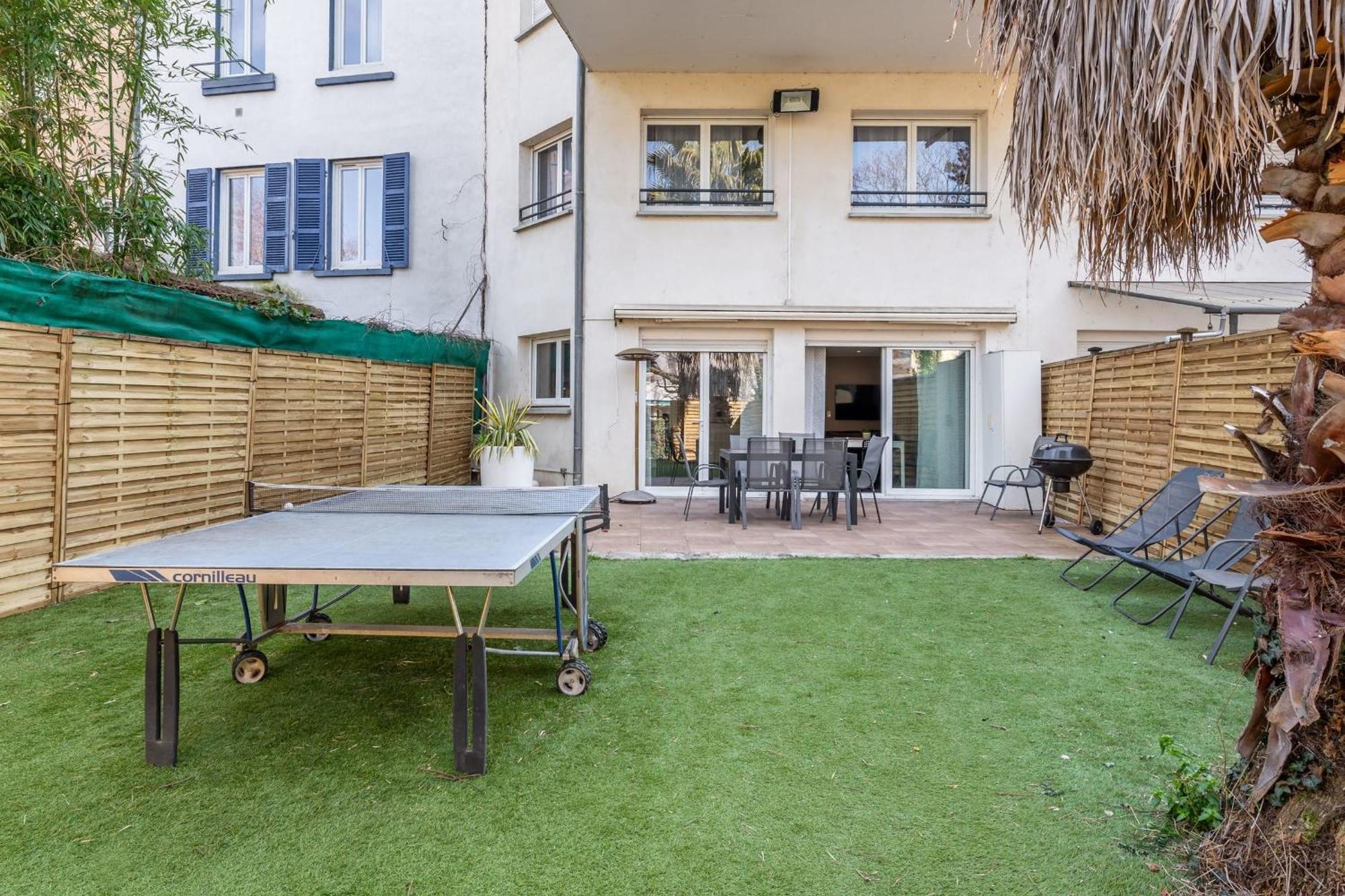 Maison Frappaz - 4 Bedrooms With Garden วีเลอร์บาน ภายนอก รูปภาพ