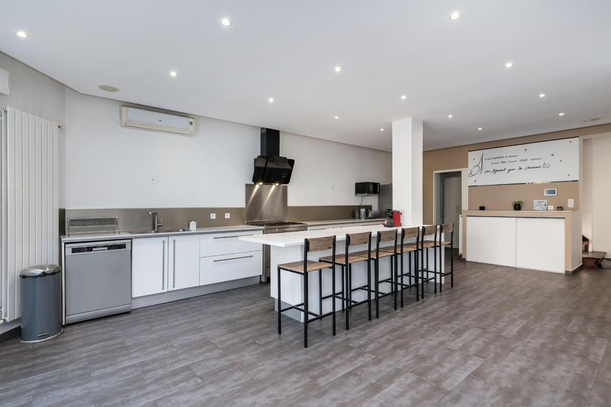 Maison Frappaz - 4 Bedrooms With Garden วีเลอร์บาน ภายนอก รูปภาพ